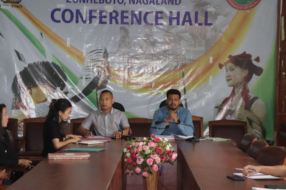 Zunheboto Deputy Commissioner Dharam Raj, IAS addresses officials during the District Level Urban Local Bodies Reform and Monitoring Committee meeting at the DC Office Conference Hall, Zunheboto on September 8. (Morung Photo)
